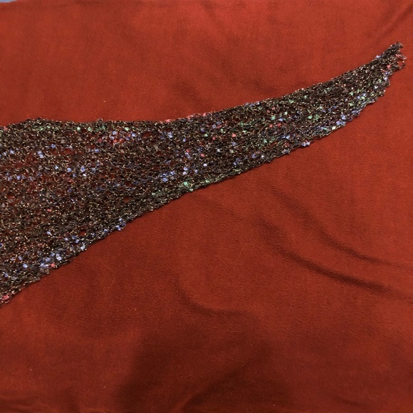 Triangular scarf - Picture 5 of 5